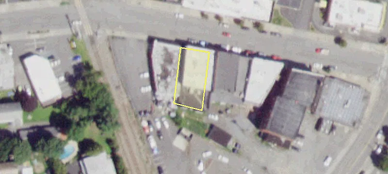 223-225 Park Ave