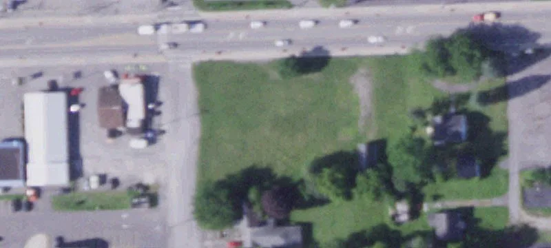 704 Genesee St