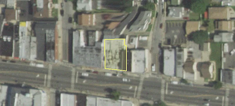 912 Hempstead Tpke