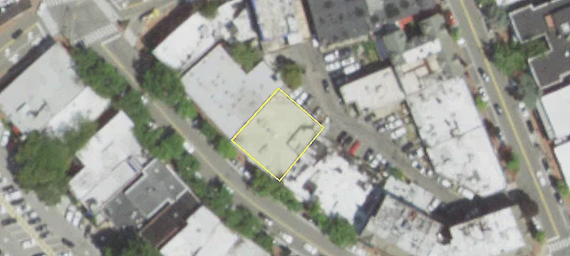 41 Middle Nck Rd