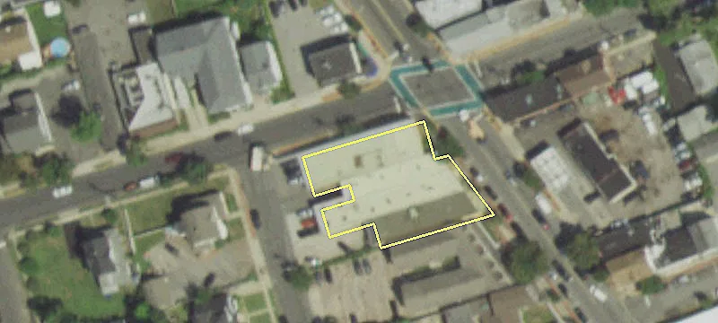 199 Wellwood Ave