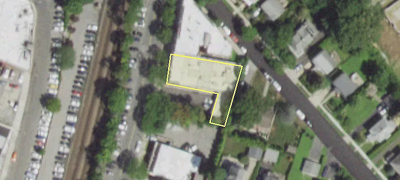 826 Scarsdale Ave