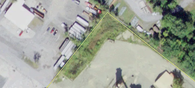 215 Montgomery Rd