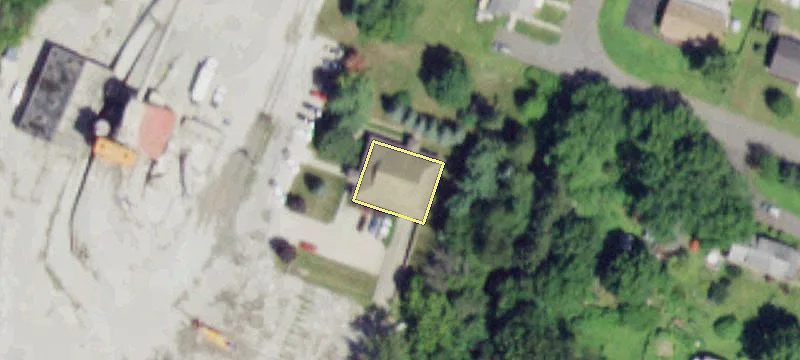 72 Fairview Ave