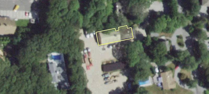 52 Montauk Hwy