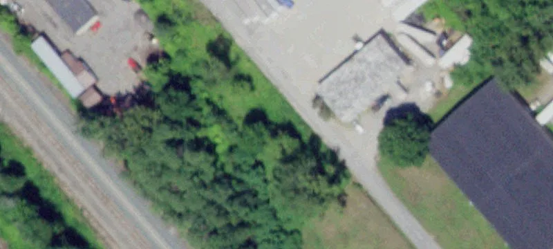 19 Railroad Ave
