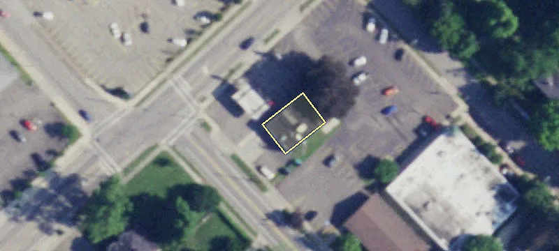 128 Main St