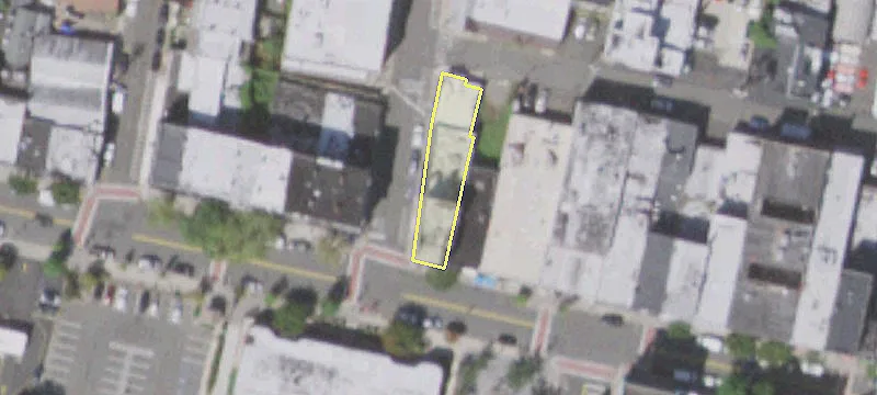 114 Main St