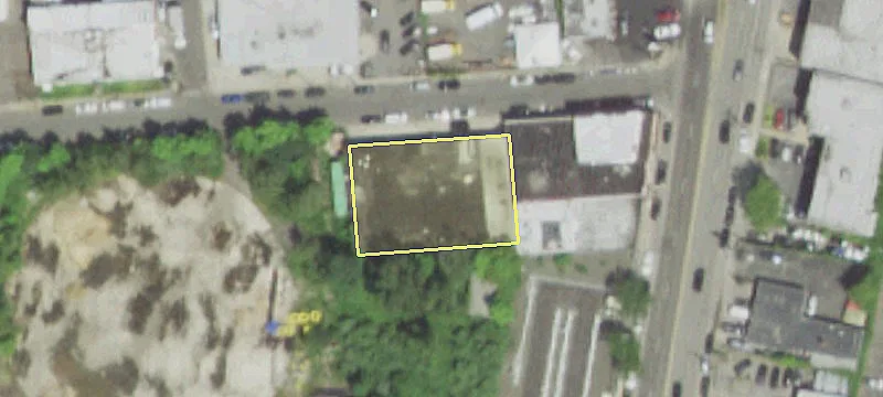 23 Nassau Ave
