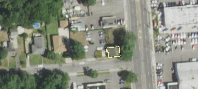 504 Medford Ave