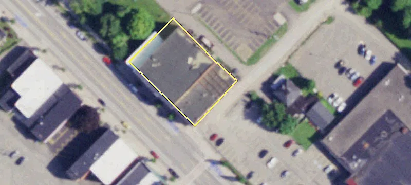 40 Erie St