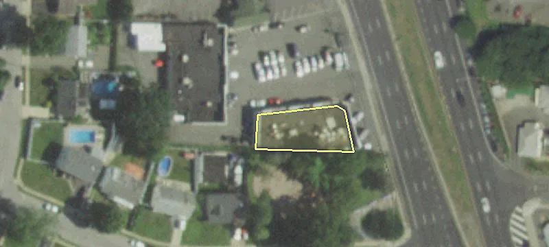 597 Hicksville Rd, Unit 603