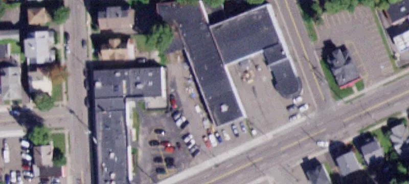 2009 Main St