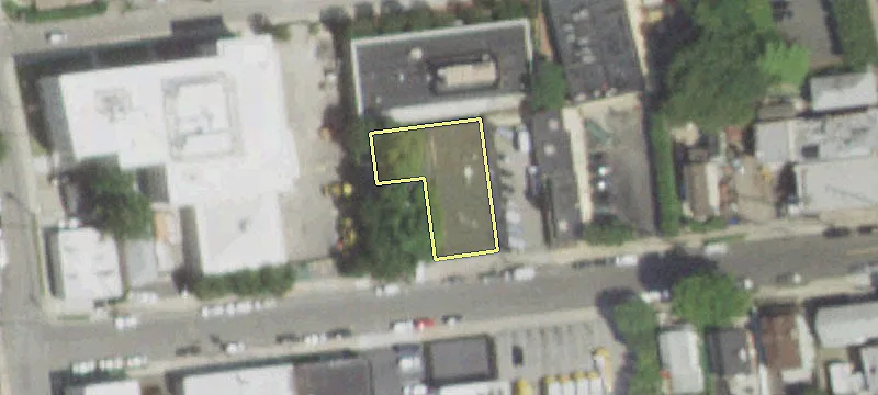 19 Davis Ave
