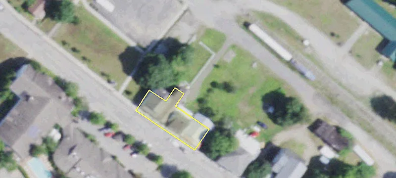 300 Main St
