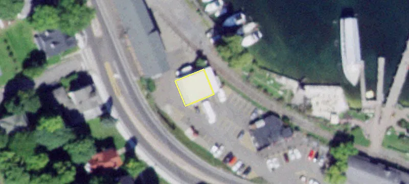 103 Lakeshore Dr