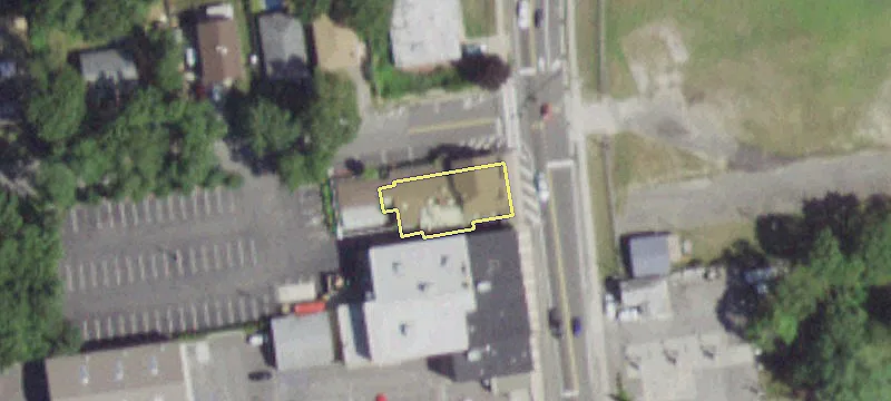 102 Mastic Blvd
