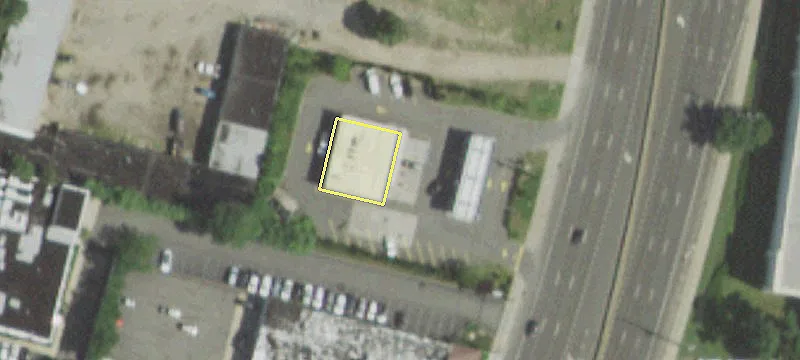 350 Broadhollow Rd