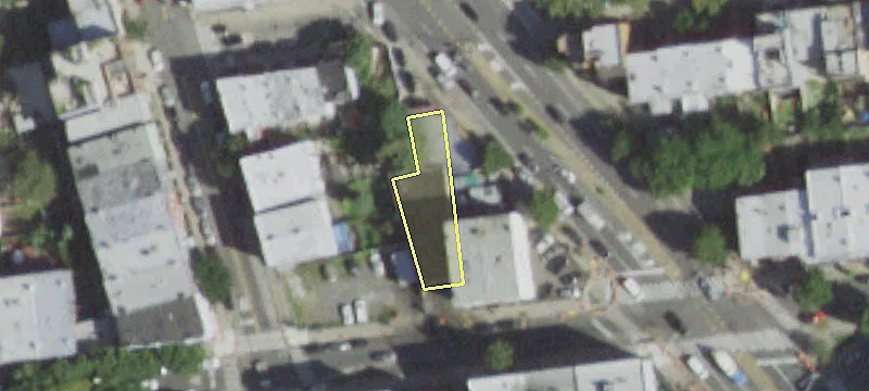 99-101 Engert Ave