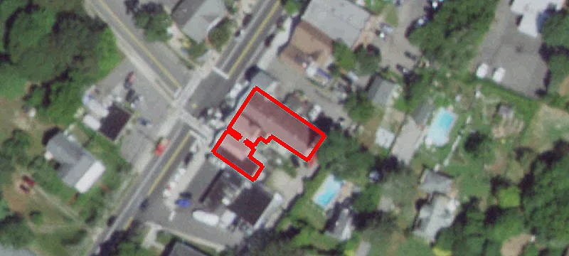 495 Montauk Hwy