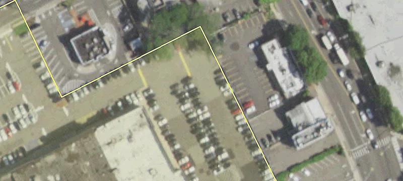 90 Northern Blvd