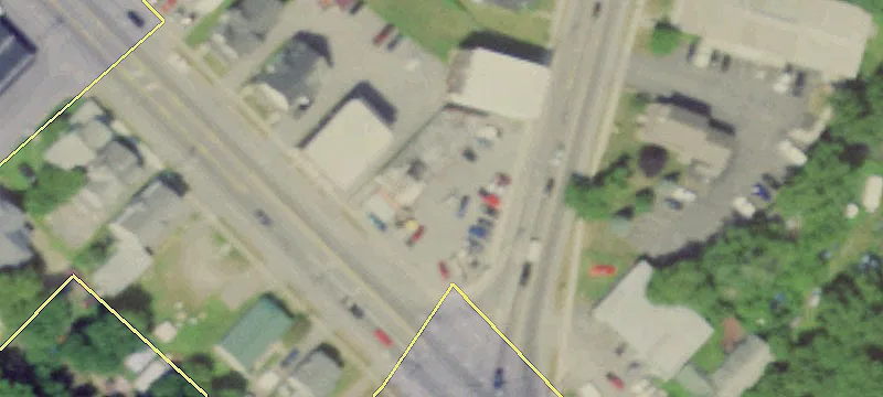 712 Main St