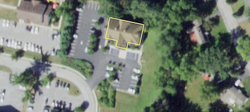 5 Fairlawn Dr