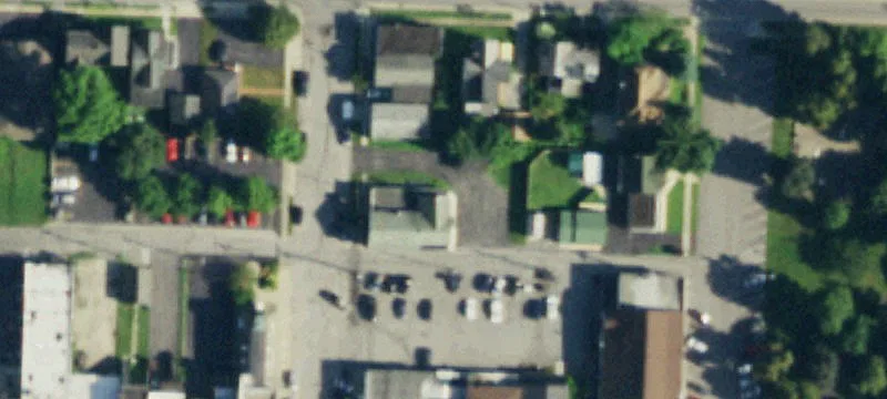 15 Monroe St