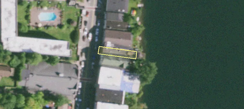 2425 Main St