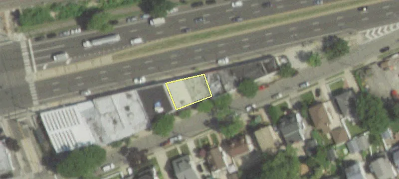209 Sunrise Hwy