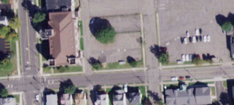 38 Roosevelt Ave