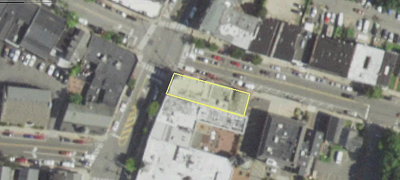 12 Main St