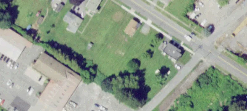 51 Greenman Ave