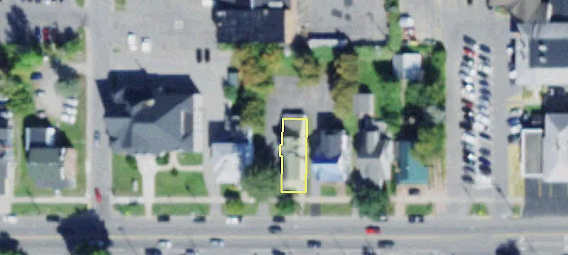 30 Main St