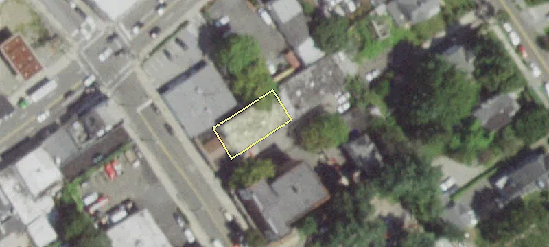8 Drake Ave