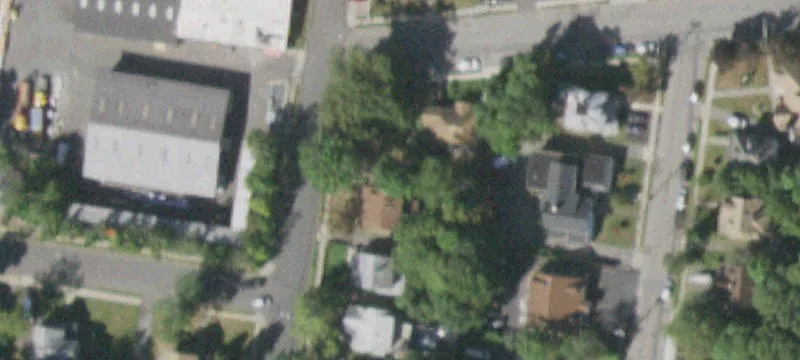 10 Chestnut St