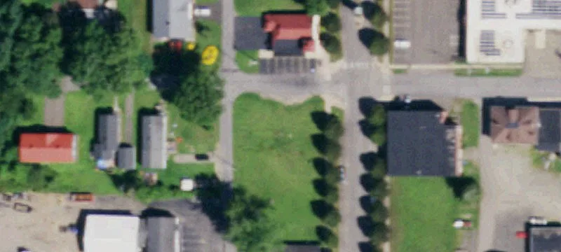 140 Chautauqua Ave