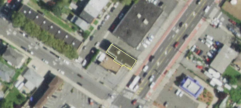 2205 Hylan Blvd