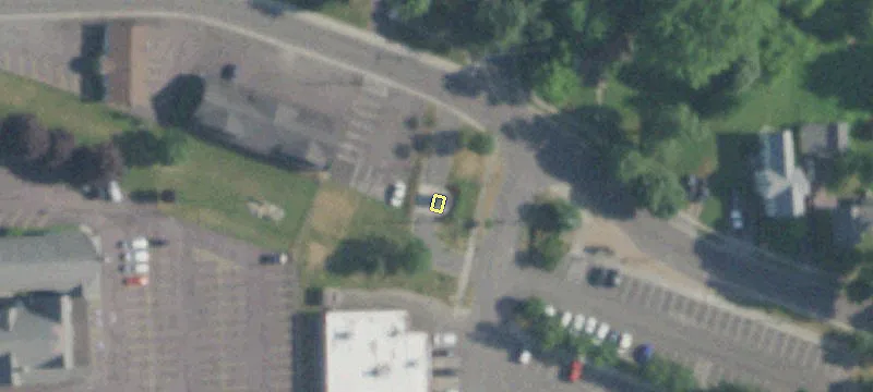 63 Railroad Ave