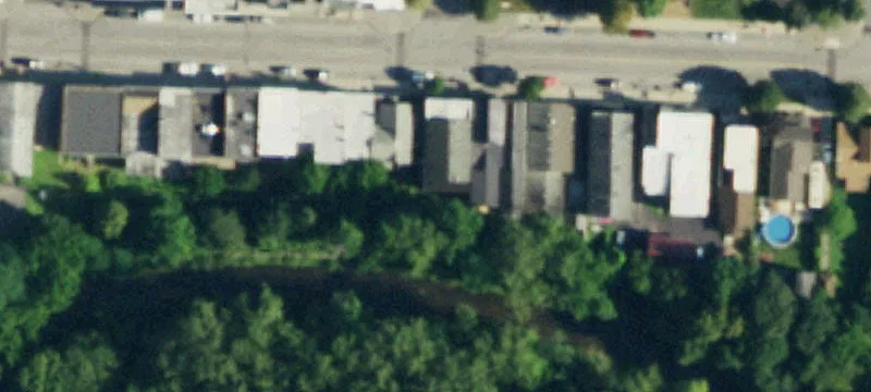 77 Main St