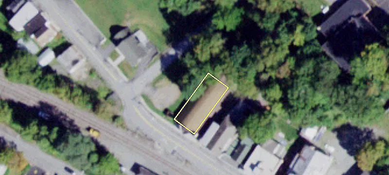 30 Uppr Main St