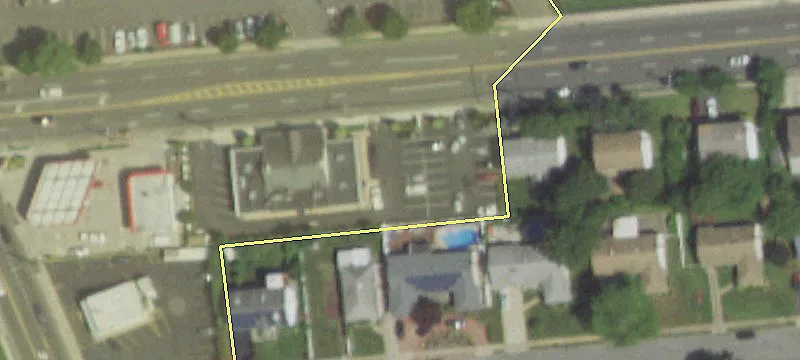 1080 Hicksville Rd