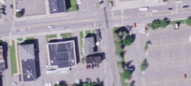 28 Main St