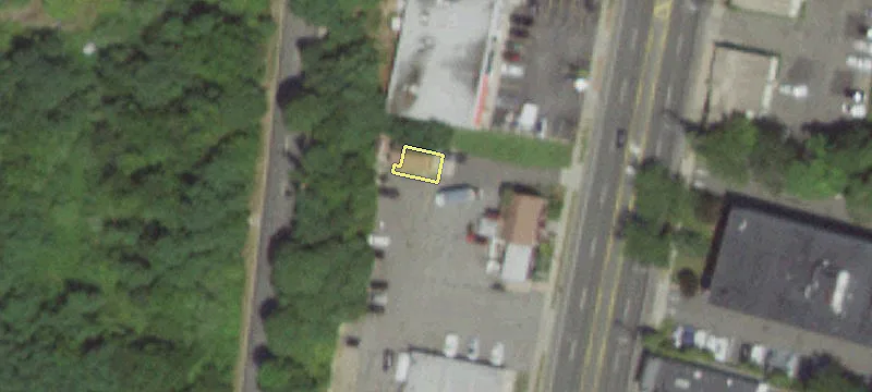 77 Commack Rd