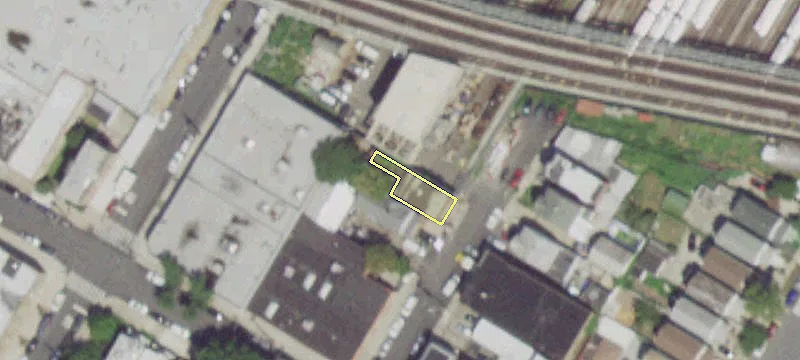 4515 Byron Ave