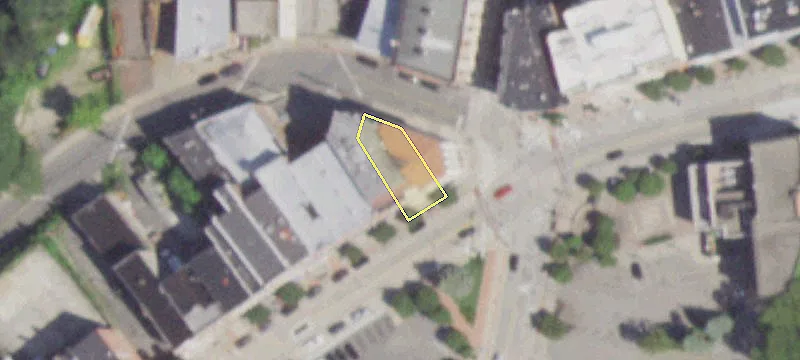 135 Main St, Unit 1
