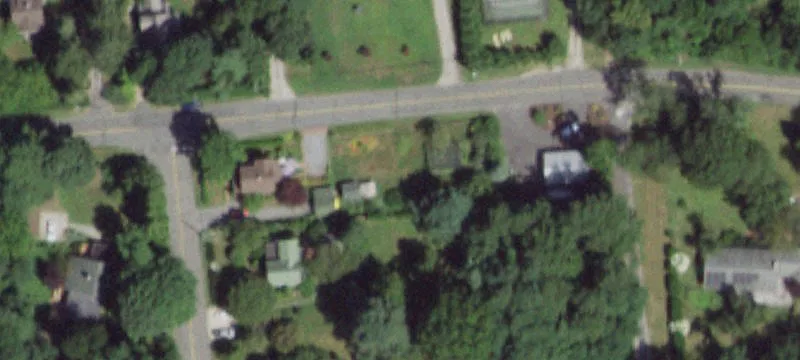 16 Thomas Ave
