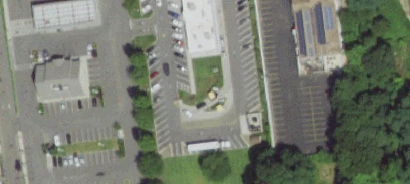 1724 Middle Country Rd