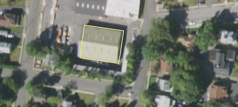11 Chestnut St