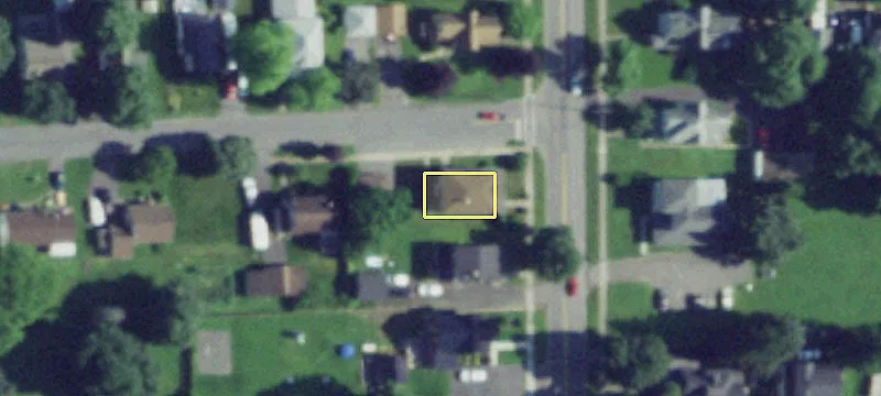 918 Main St